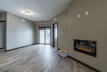 Alexander - 2 bedroom